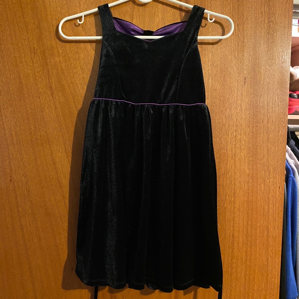 Dress youth